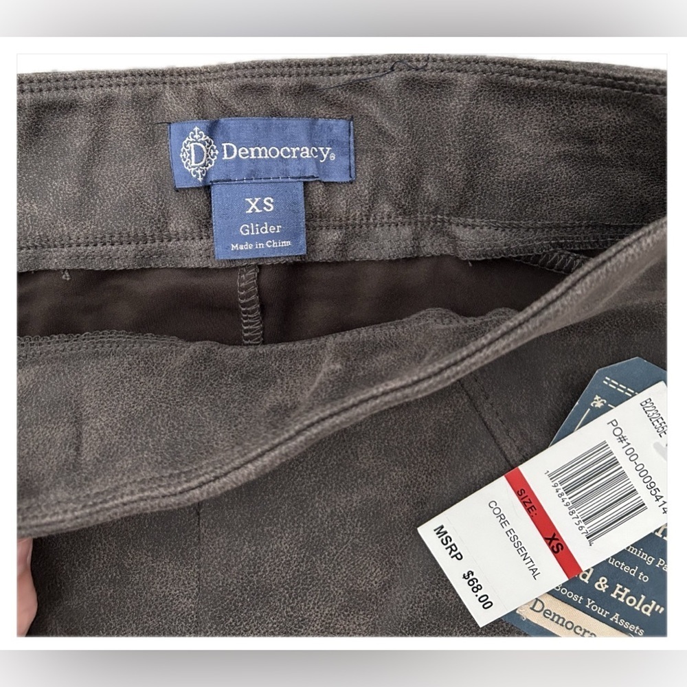 NWT Democracy Women’s Brown/Gray Faux Suede Glider Pocket Leggings, Size XS - Picture 2 of 3